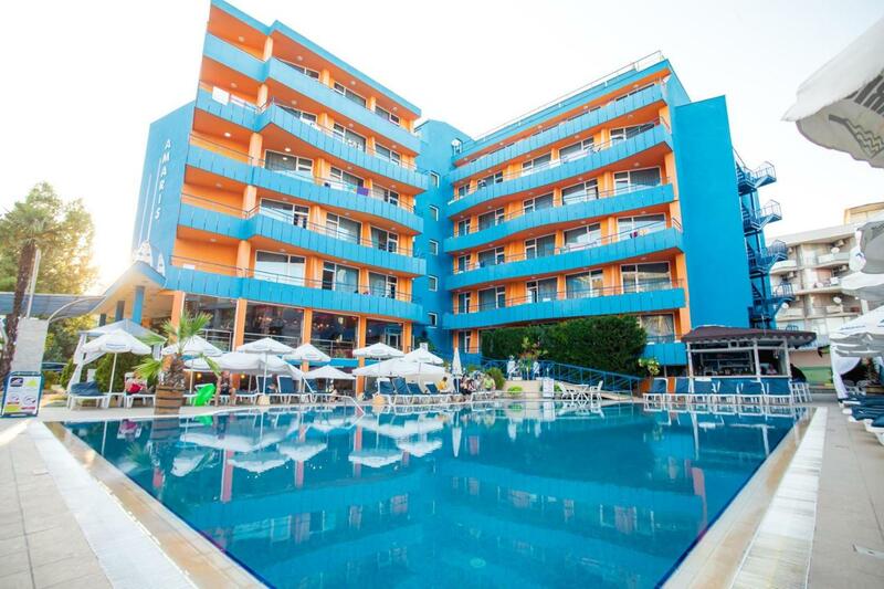 Amaris Hotel