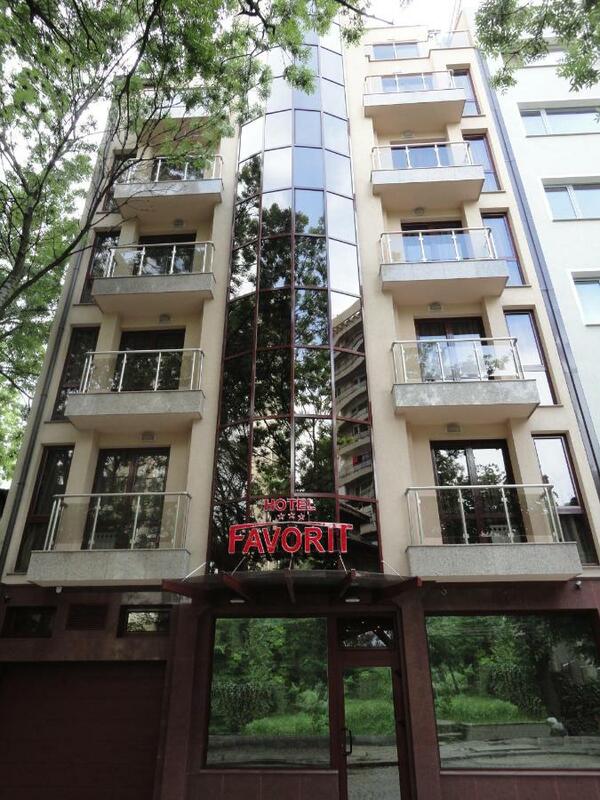 Favorit Hotel 
